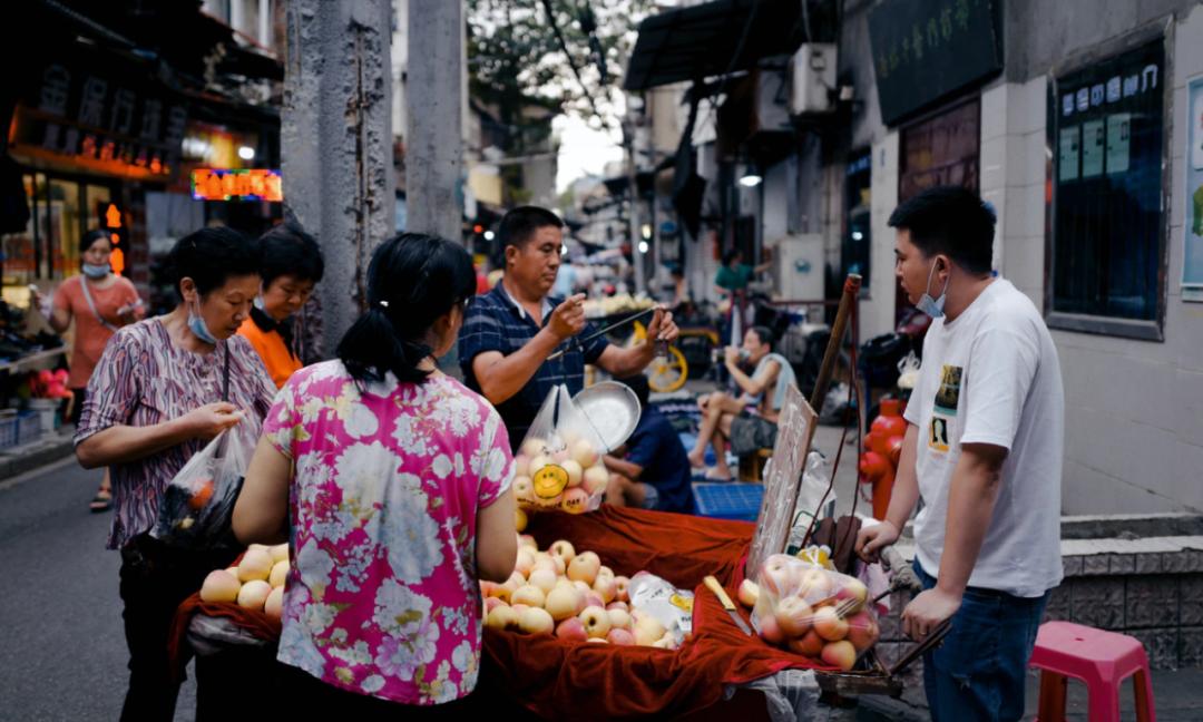 中国9月CPI同比增长17%(1月猪肉价格同比下降416%)