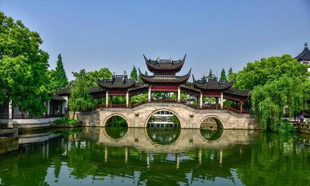 旅游景点有哪些好玩的地方(北京最好玩的旅游景点是什么地方)