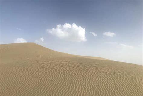 塔克拉玛干沙漠在哪里(塔克拉玛干沙漠是中国最大的沙漠吗)