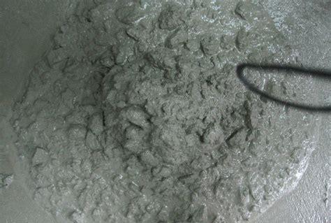 水泥是用什么材料做成的(通用硅酸盐水泥的生产原料主要是什么)