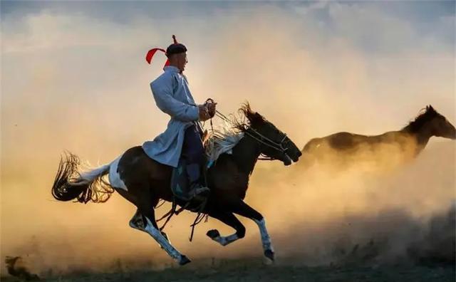 蒙古和内蒙古有什么区别(内蒙古和蒙古国是一个民族吗)
